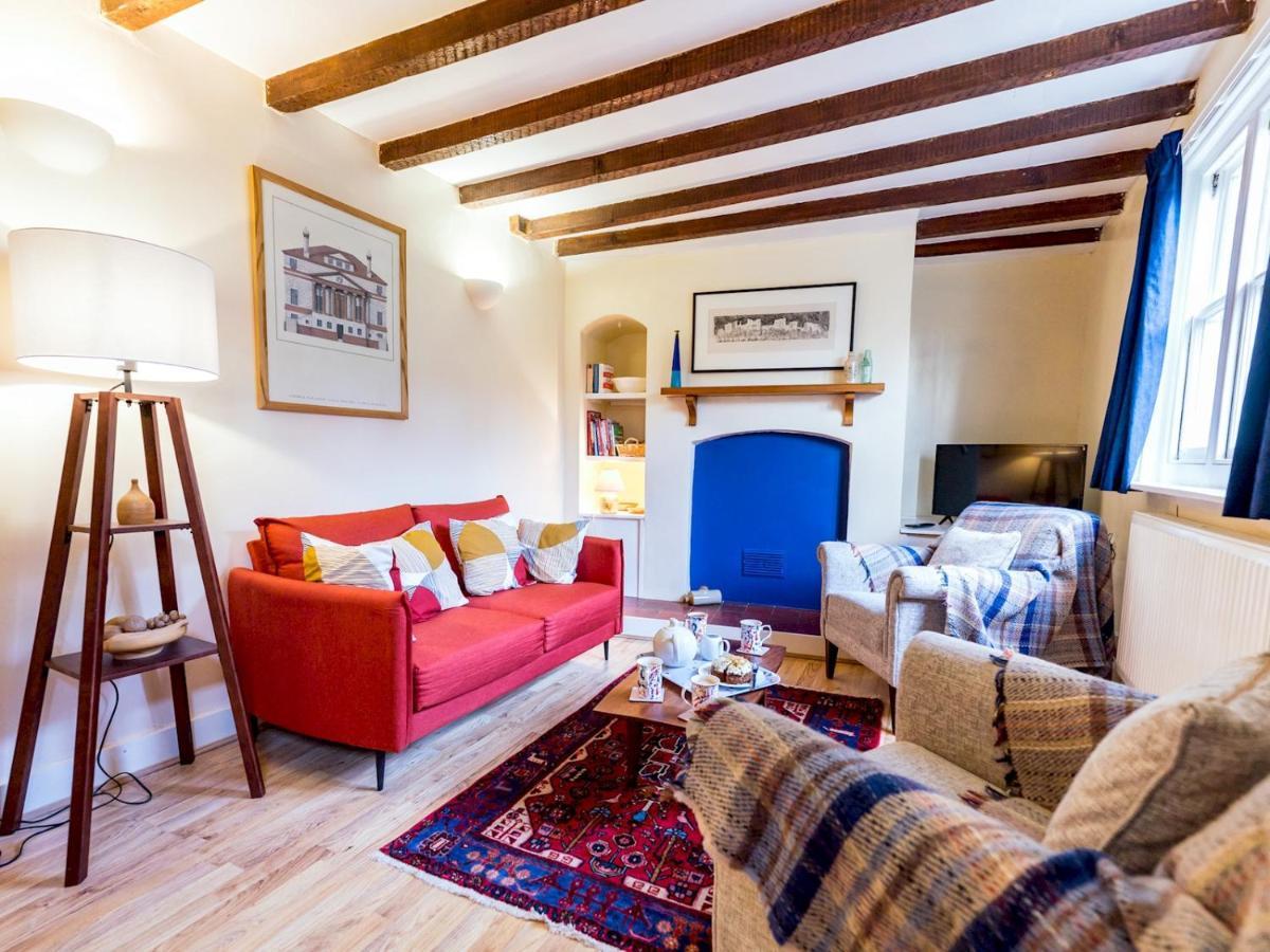 Pass The Keys Cosy 2 Bedroom Victorian Cottage لودلو المظهر الخارجي الصورة